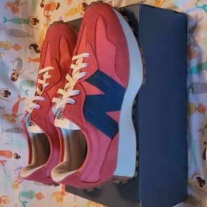 BNIB New Balance 327